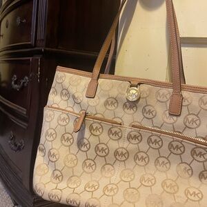 Michael Kors bag
